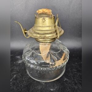 Antique/vintage eagle oil‎ lamp, made in the USA